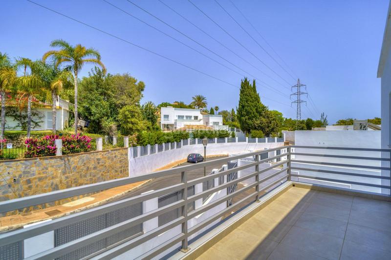 Foto 5ba32382-a21f-47d2-8e39-c67edfbbd0ee. Casa con parcheggio piscina in El Rosario - Ricmar Marbella