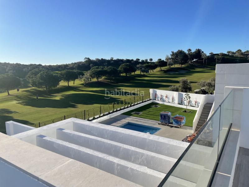 Foto c7c34601-e7c0-4189-9911-43be77dba53d. Casa amb aparcament piscina a El Faro de Calaburra - Chaparral Mijas