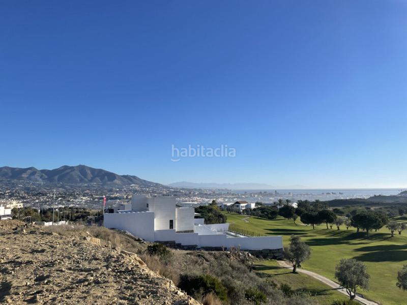 Foto c97afc34-d774-4619-8e22-11fed3fb9723. Casa amb aparcament piscina a El Faro de Calaburra - Chaparral Mijas