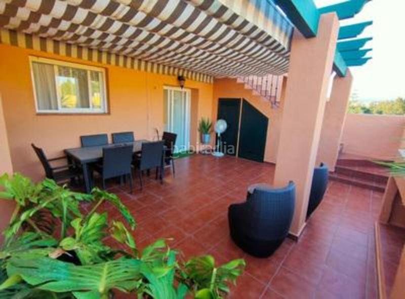 Foto d8a3a72a-9fac-432f-9e0f-f77f37f01c95. Lloguer tríplex amb aparcament piscina a Guadalmina Alta Marbella