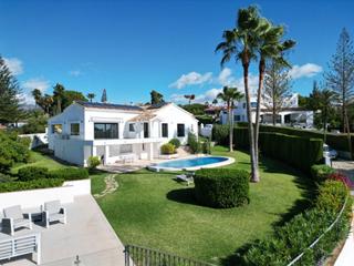 Location Maison à N/a. Villa elviria  exclusivamente disponible para alquiler a largo p
