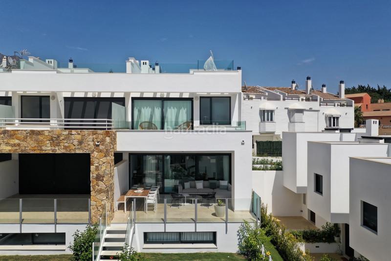 Foto 6e05a67e-dcc5-46cf-90ca-4413b8f92156. Lloguer casa adossada a n/a a lomas de Marbella club Marbella
