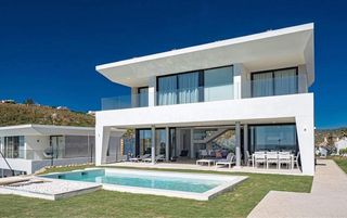 Rent House in Puerto de la Duquesa