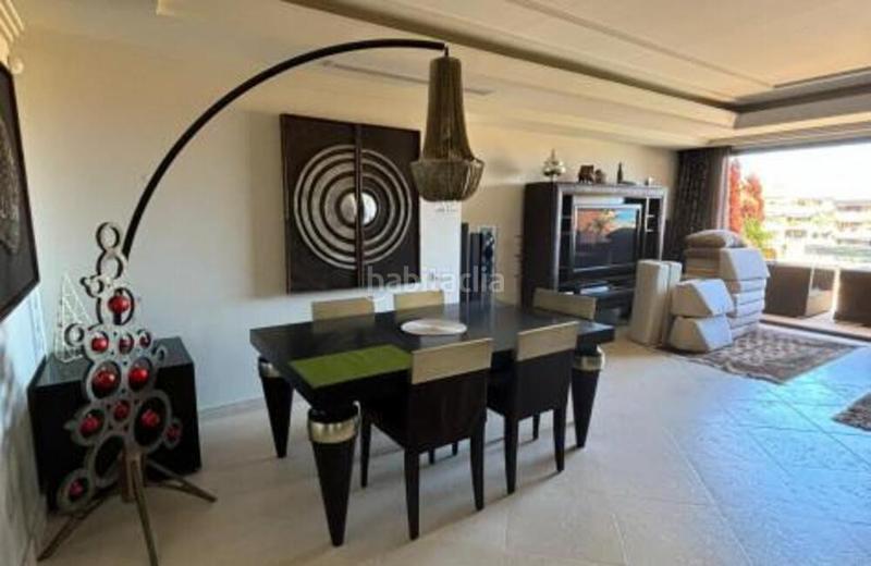 Foto 79b1ad3d-7b3b-4a1c-98a0-39289d8dcc16. Rent apartment in n/a in Zona de Punta Plata Estepona