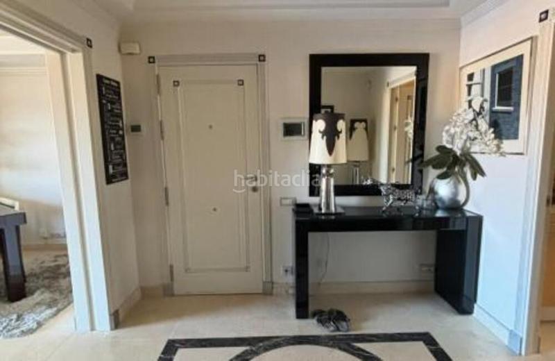 Foto 4e0e9bfe-7db4-405b-a6cb-2414f84d080b. Miete appartement in n/a in Zona de Punta Plata Estepona
