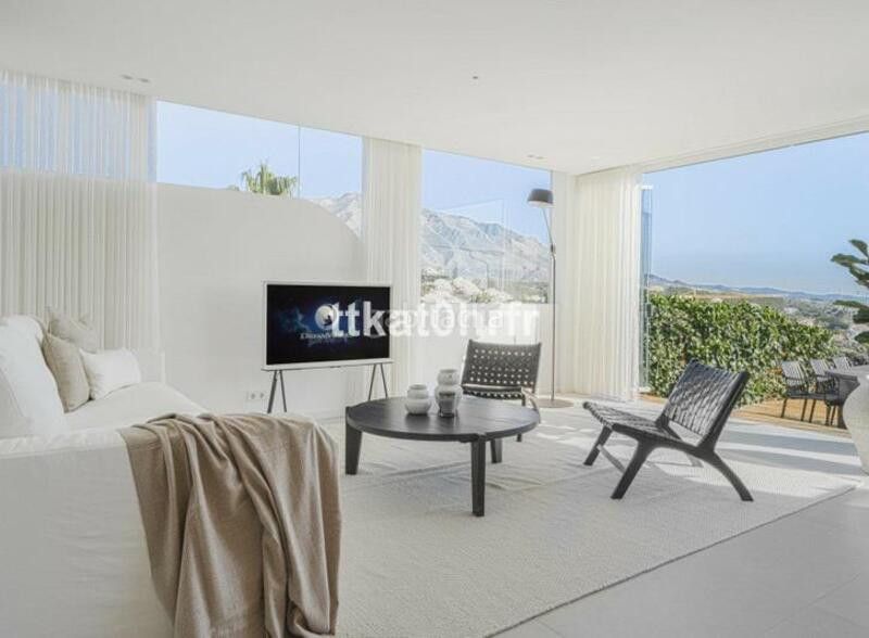 Foto 0da937da-9aa4-4fc5-9442-079b2f97910e. Planta baixa amb aparcament a Los Naranjos Marbella