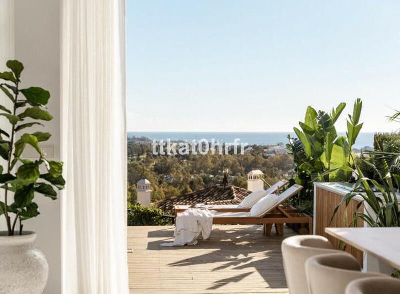 Foto 886b2e65-7e6c-4c7b-aa38-bac763341600. Planta baixa amb aparcament a Los Naranjos Marbella