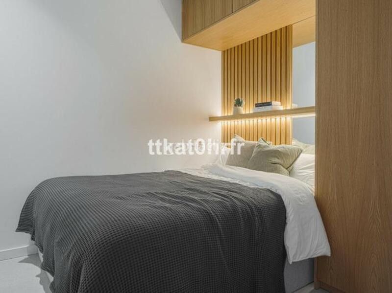 Foto bbe5a02c-7bbc-4eeb-80fd-d9fc39b00571. Planta baixa amb aparcament a Los Naranjos Marbella