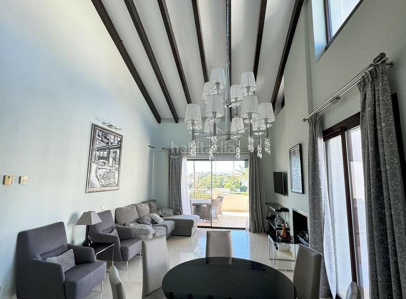 Foto cbb35faf-4c6d-408d-a6fb-cfdd7526855f. Rent semi detached house with parking pool in El Paraíso Benahavís