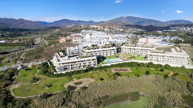 Foto 56ed0ba2-68fa-4027-982a-3d4828361087. Apartamento en n/a en Cancelada Estepona