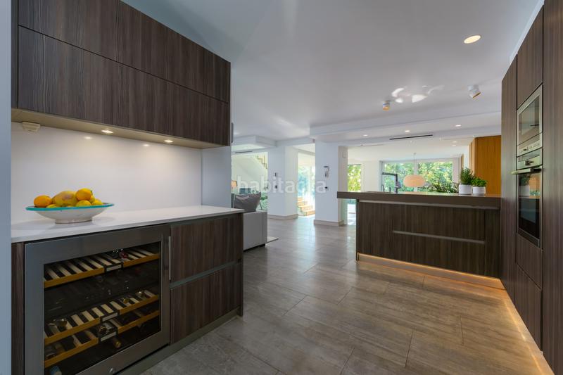 Foto 230698d3-c5b5-45c6-8d45-fdb689137aa1. Casa a n/a a Nueva Andalucía centro Marbella