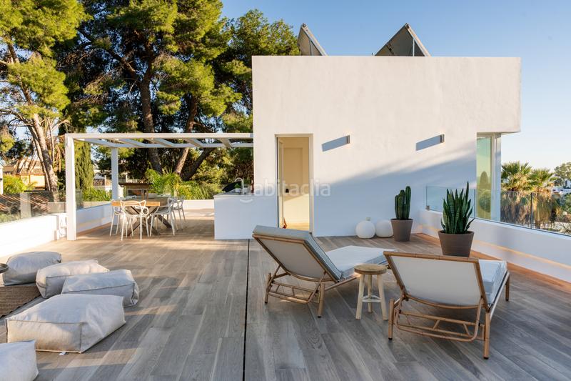 Foto 49105729-24c9-45d3-a4c7-fc2c4be49f95. Casa a n/a a Nueva Andalucía centro Marbella