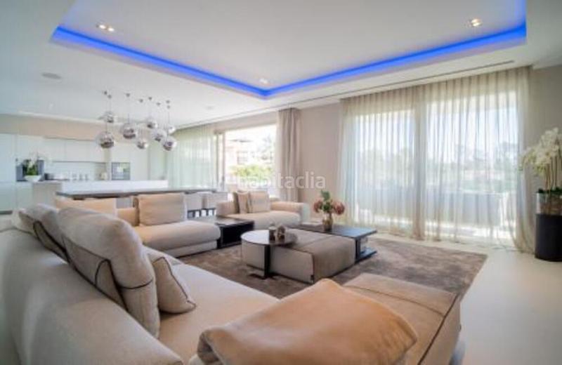 Foto e574880d-a918-412c-a775-4db636c7786a. Casa en n/a lujosa villa multilevel con potencial sin fin en Estepona
