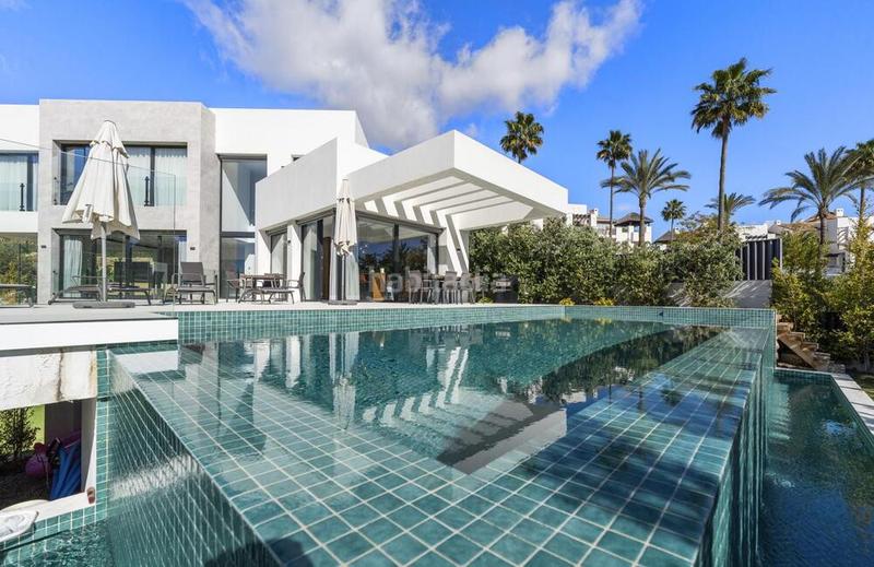 Foto ca30925e-d57f-4643-9675-cbd7c6da0138. Maison dans n/a dans El Paraíso Benahavís