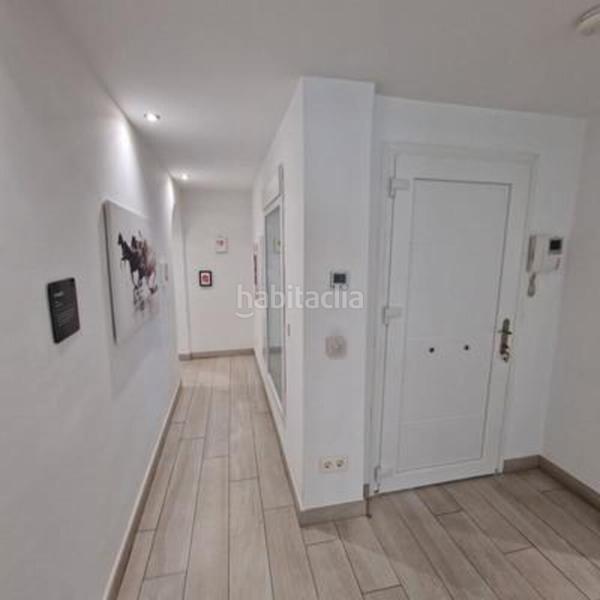 Foto 0aca85a0-c4f1-4a5a-861e-e103d16227a9. Lloguer planta baixa amb aparcament piscina a Puerto Banús Marbella