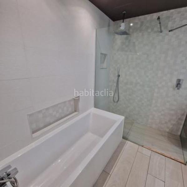 Foto 1778c336-f8f1-4e01-83bd-0bf09287e4c9. Lloguer planta baixa amb aparcament piscina a Puerto Banús Marbella