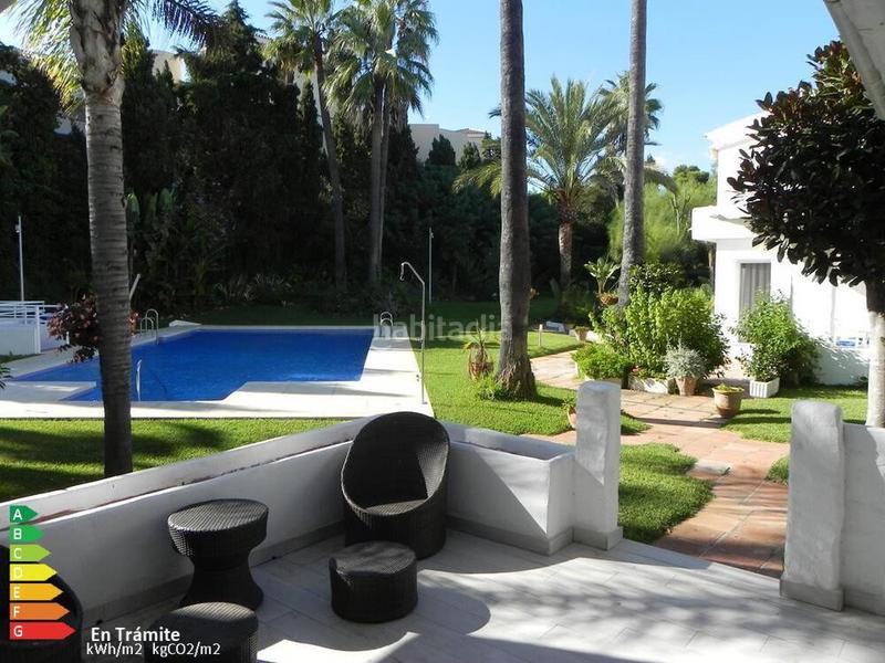 Foto d1e8dc96-f245-4e43-b7f7-7fadf501cc7e. Lloguer planta baixa amb aparcament piscina a Puerto Banús Marbella