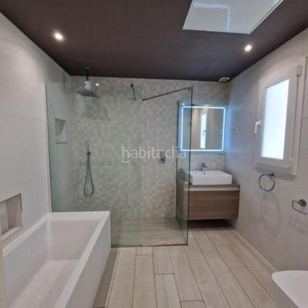 Foto f0026364-de49-4c70-b5ee-ab40455dc61e. Lloguer planta baixa amb aparcament piscina a Puerto Banús Marbella