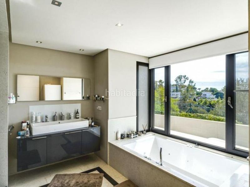 Foto e72980cd-947b-402f-9e3f-a831bc91950b. Casa en lomas de Marbella club Marbella
