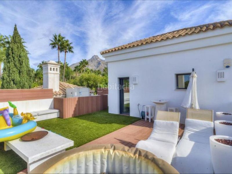 Foto f3541948-5e2d-47f4-863e-bbf4d74044e3. Casa en lomas de Marbella club Marbella