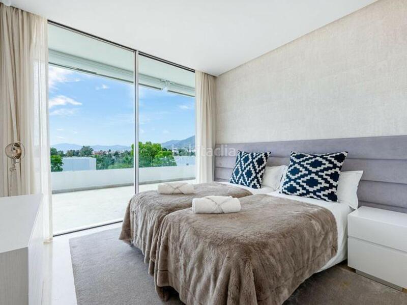 Foto bea1a6f3-edcf-4fc9-888e-9b887650d897. Affitto casa con riscaldamento parcheggio piscina in Marbella