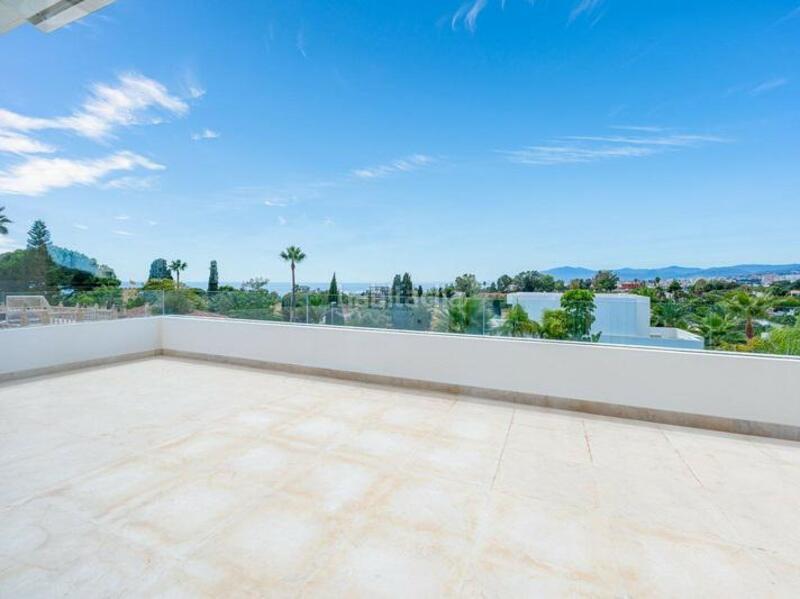 Foto 3f2548a1-75a2-4a69-96db-4afee0548c9f. Location maison avec chauffage parking piscine dans Marbella