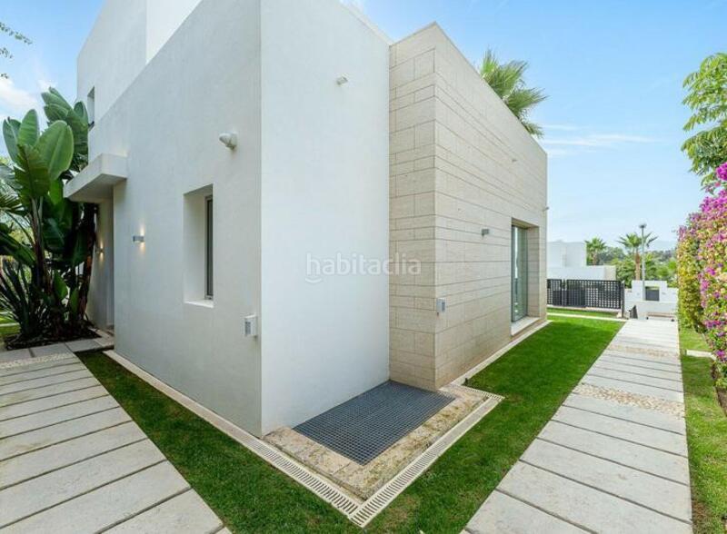 Foto 0815997f-dcbf-471d-9b4b-3de652a2a98f. Miete haus mit heizung parking pool in Río Real Marbella