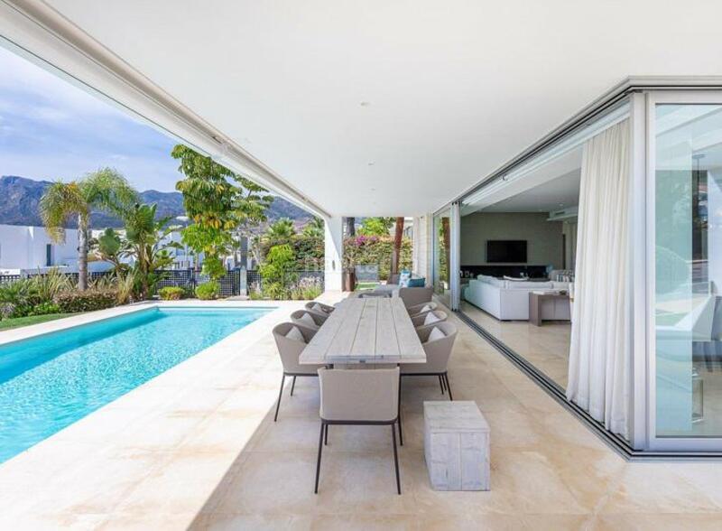 Foto 7d8aeae2-d496-4794-8439-5897067d587f. Miete haus mit heizung parking pool in Río Real Marbella