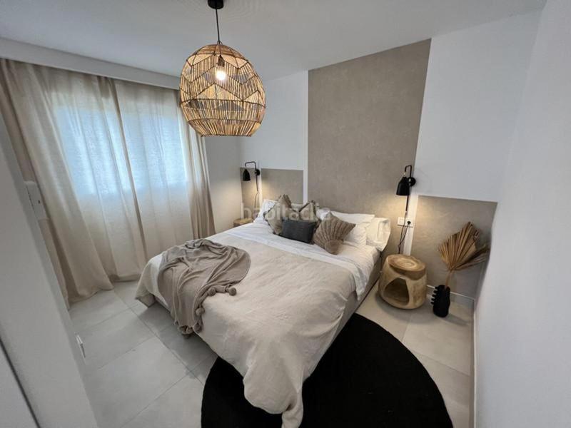 Foto 2c7c8e19-6a34-452b-988f-cb12b7a72bce. Dúplex en n/a en Alto de los Monteros Marbella