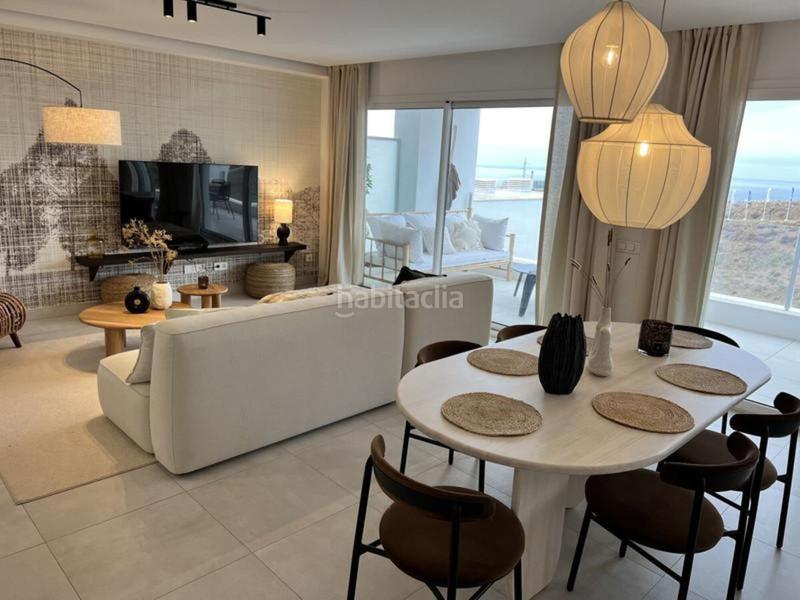 Foto 42e2177f-f5ee-4aa7-b889-20899fc8023f. Dúplex en n/a en Alto de los Monteros Marbella