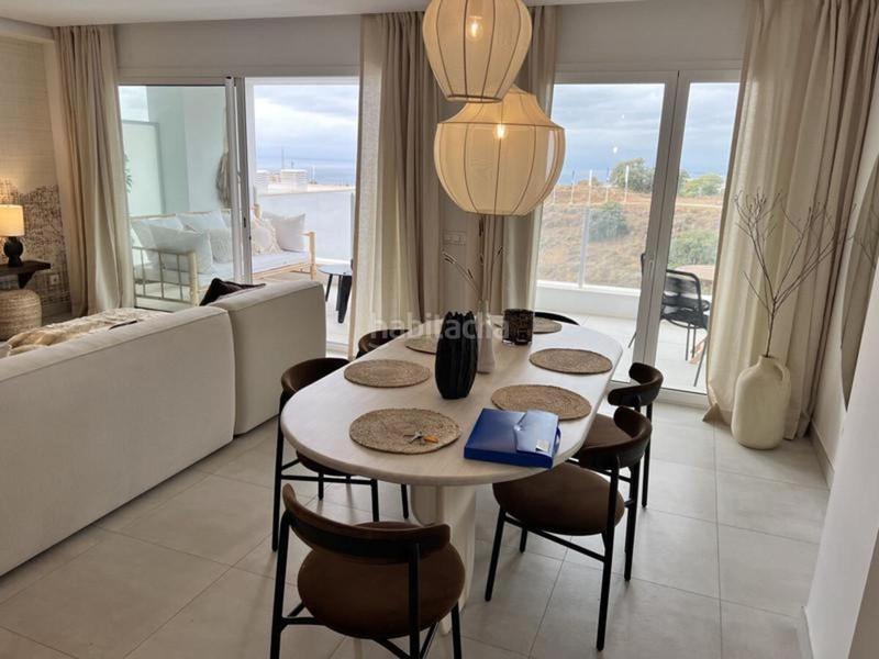 Foto c64259ed-dcd9-41b9-8a31-55554c627104. Dúplex en n/a en Alto de los Monteros Marbella