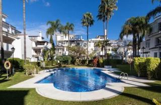 Rent Semi detached house in La Dama de Noche - La Alzambra