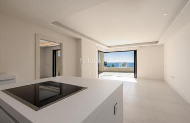 Foto 970af96f-340a-45ba-88ab-fb86d97b9a05. Location appartement avec parking piscine dans El Velerín Estepona