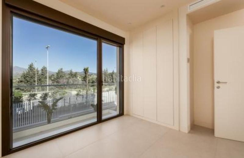 Foto a1c1420a-7de9-447c-855e-00bb48e5116a. Location appartement avec parking piscine dans El Velerín Estepona