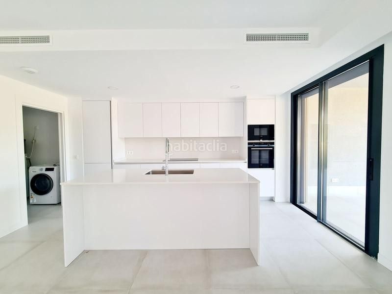 Foto 70c2f926-4068-4e95-b670-f05c6a4a5b24. Lloguer casa adossada amb calefacció aparcament piscina a Mijas