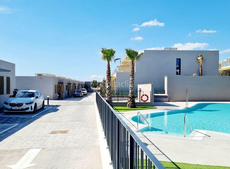 Foto eb46c690-1a80-4152-b0fc-a2b96ad1f8e7. Lloguer casa adossada amb calefacció aparcament piscina a Mijas