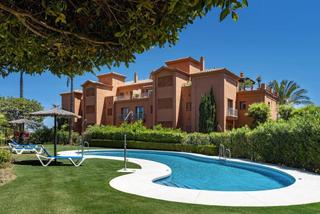 Apartamento en Los Flamingos. Elegante apartamento de esquina con impresionantes vistas en roy
