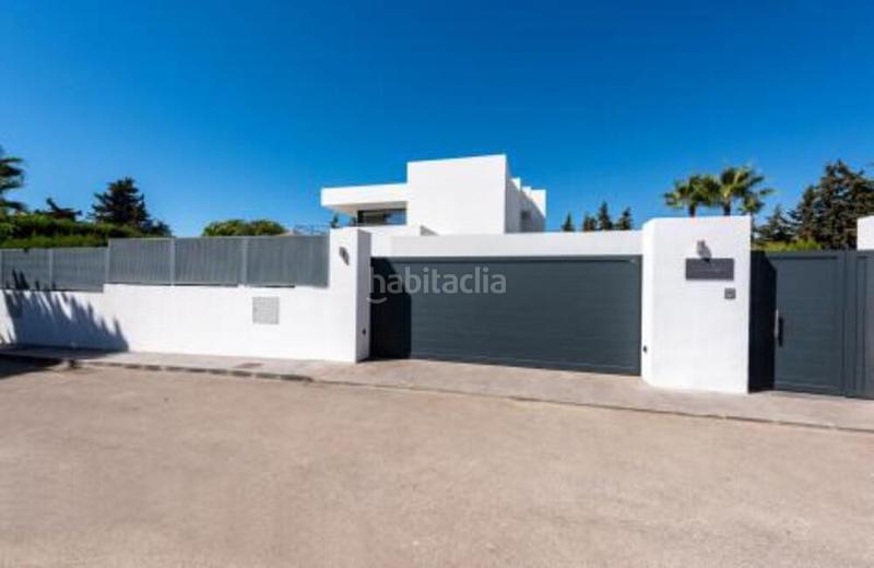 Foto 0970646d-0f92-4c12-ba36-803c8d289563. Casa en n/a en Atalaya - Isdabe Estepona