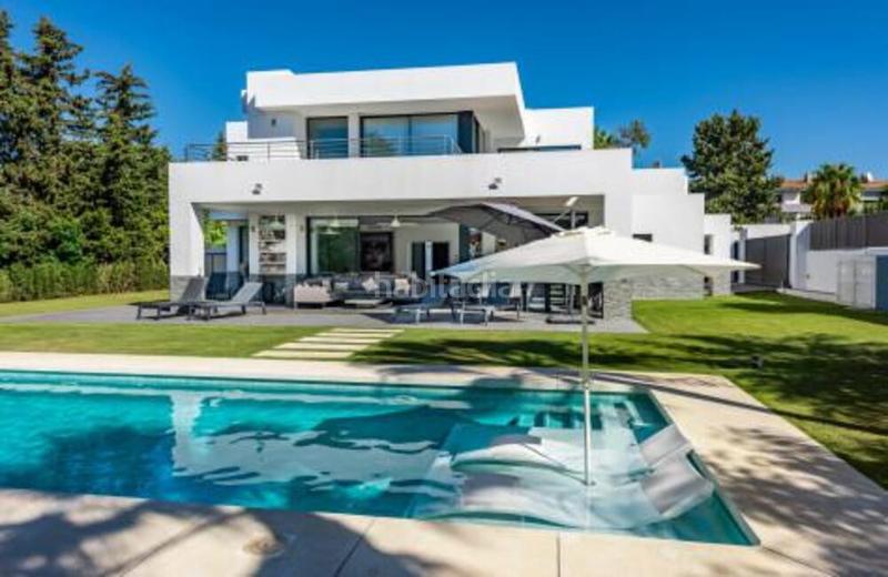 Foto bc004b3d-bbcf-47ac-81f8-4c1f79f93b65. Casa en n/a en Atalaya - Isdabe Estepona