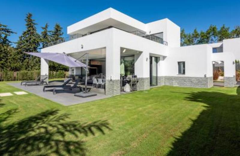 Foto c2edfda9-a62c-451b-a33a-711ae60736d5. Casa en n/a en Atalaya - Isdabe Estepona