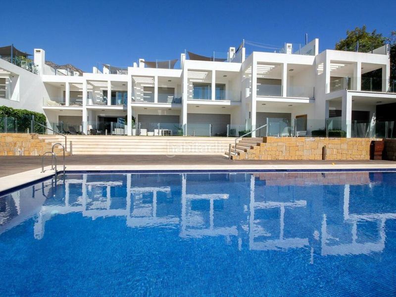 Foto 3d52eefe-2243-4843-9198-3d98892f1020. Lloguer casa adossada amb aparcament piscina a Puente Romano Marbella