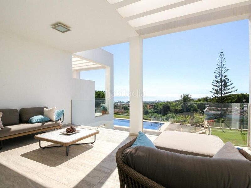 Foto 757e7506-2a60-4e7e-b2f1-c63e2f5dfae8. Lloguer casa adossada amb aparcament piscina a Puente Romano Marbella