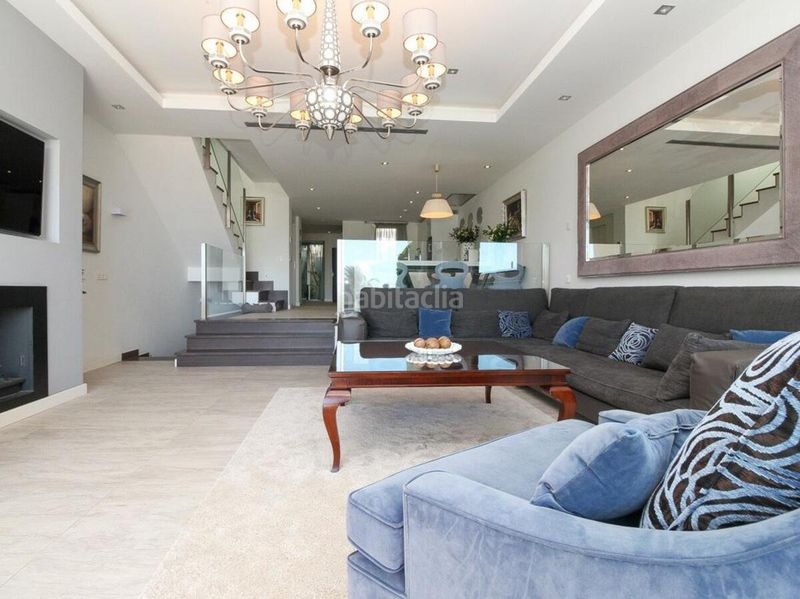 Foto 920d4509-f0e2-4d2d-8ef1-78a226e063fd. Lloguer casa adossada amb aparcament piscina a Puente Romano Marbella