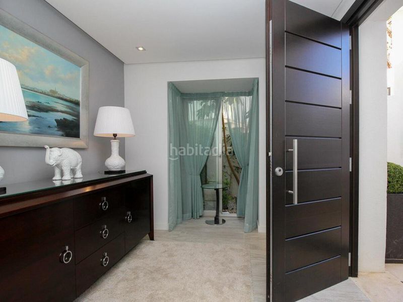 Foto c94628cd-f392-43dd-b7a5-d108dc72ee91. Lloguer casa adossada amb aparcament piscina a Puente Romano Marbella