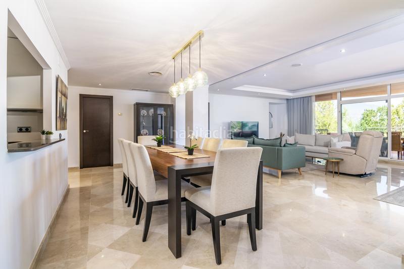 Foto 42098781-a2fc-4f6c-96f7-2cdca6712f24. Apartment with parking pool in Los Naranjos Marbella