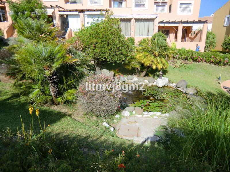 Foto a6480867-fed1-4cb6-b1b9-80bead12e65f. Lloguer casa adossada amb aparcament piscina a Calahonda Mijas