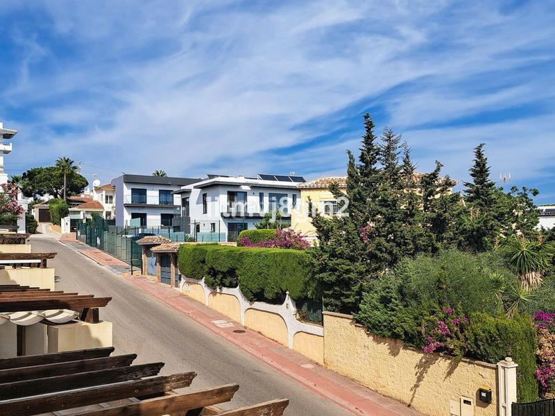 Foto f272b181-6b46-4d8b-8b5e-3671fb49ba48. Lloguer casa adossada amb aparcament piscina a Calahonda Mijas