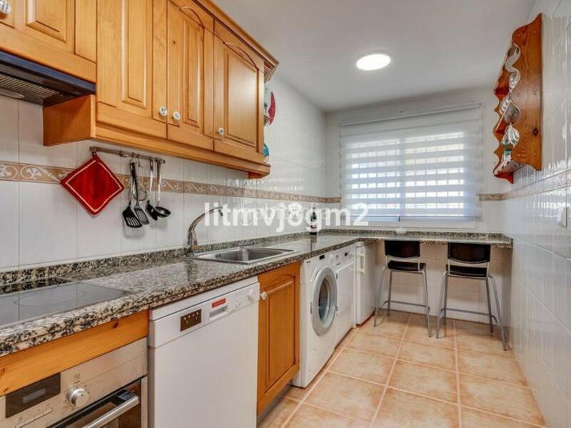 Foto 1758e157-1cd4-4bb8-9f83-8a2dc53a276d. Rent semi detached house with parking pool in Calahonda Mijas