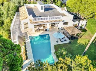Casa a N/a. Lujo