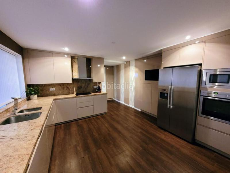 Foto e897044a-b1b5-46eb-96e8-7c9bf7727d6b. Maison avec parking piscine dans La Alquería Benahavís